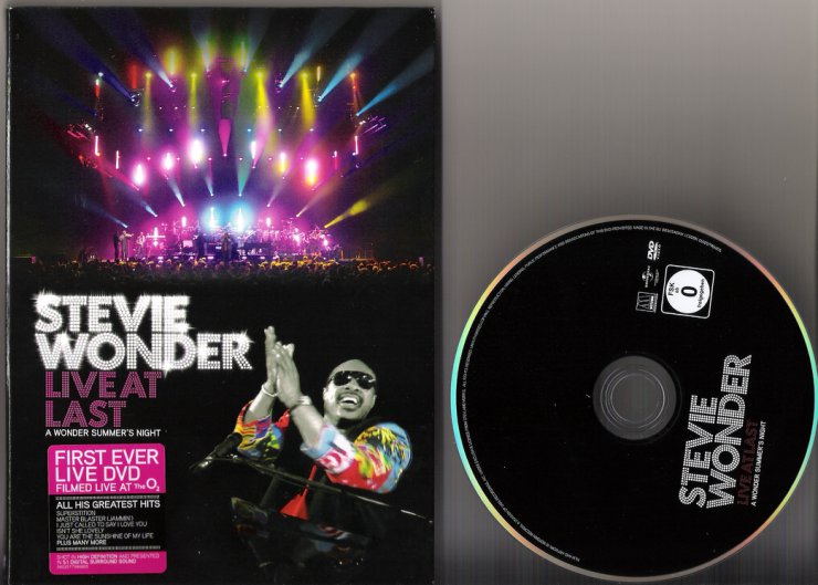 STEVIE WONDER-LIVE AT LAST-2009 320 kbps - 00-stevie_wonder-live_at_last_dvd-2009-dvd.front.book.jpg