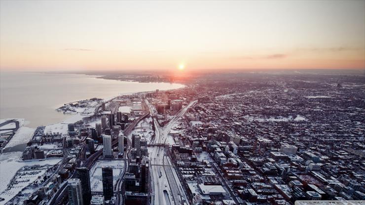 Galeria - aerial_view_of_toronto_city-wallpaper-2048x1152.jpg